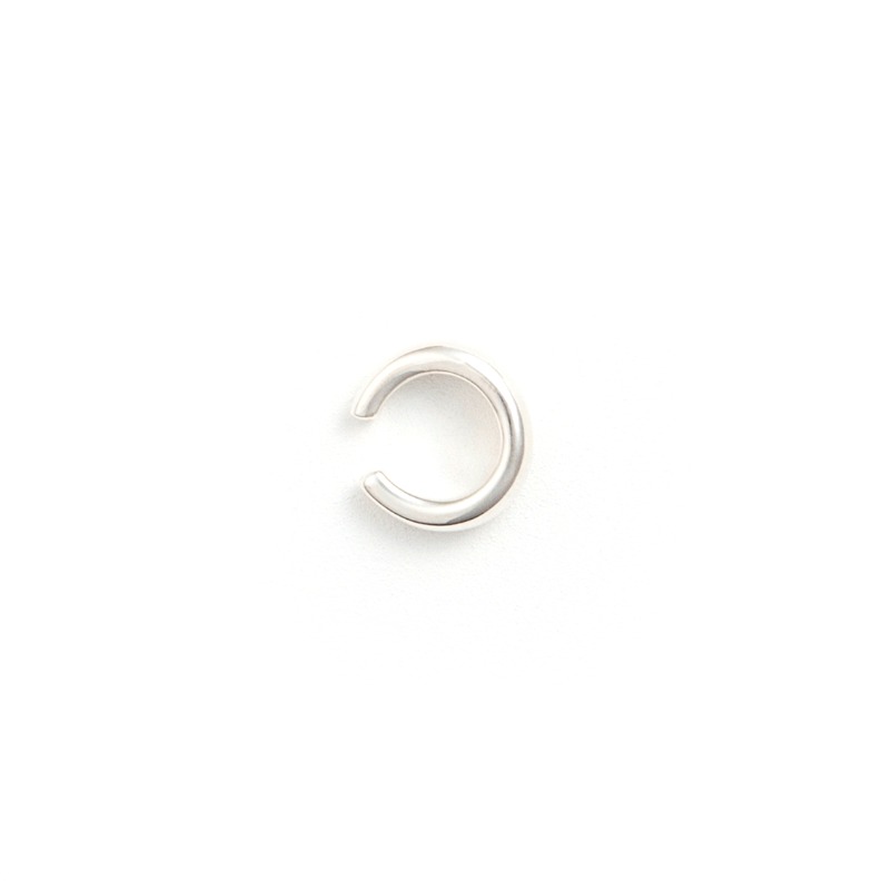 매력적인 볼드 파이프 925실버 귀걸이 옐로우골드 AO013S